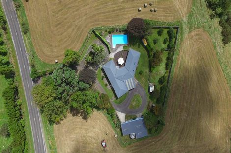 Photo of property in 199 Henwood Road, Paraite, New Plymouth, 4372