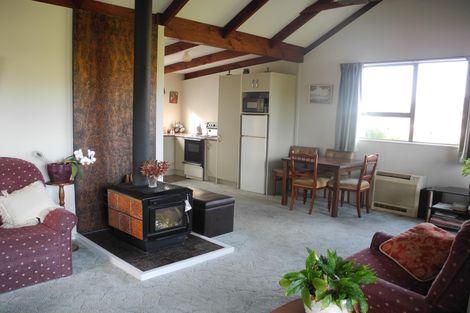 Photo of property in 18 Cameron Street, Waimate, 7924