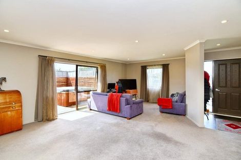 Photo of property in 61 Church Street, Oxford, 7430