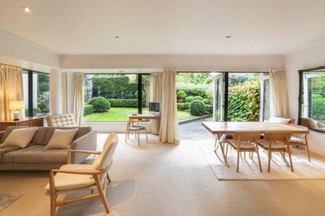 Photo of property in Highwic, 5/32 Hobson Street, Thorndon, Wellington, 6011