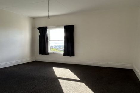 Photo of property in 70 Fairlie Terrace, Kelburn, Wellington, 6021