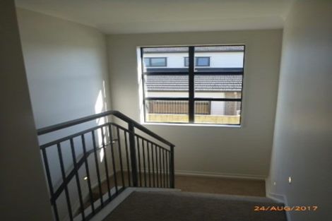 Photo of property in 32 Kaimanawa Road, Karaka, Papakura, 2113