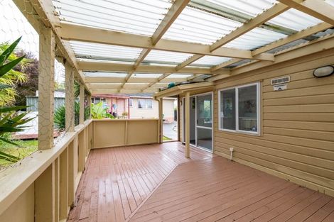 Photo of property in 92 Bruce Mclaren Road, Henderson, Auckland, 0612