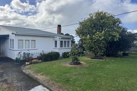 Photo of property in 41 Torkar Road, Clarks Beach, 2122