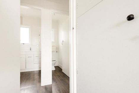 Photo of property in 2/125 Tipahi Street, Nelson South, Nelson, 7010