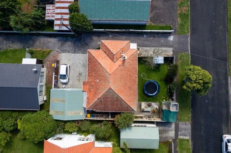 Photo of property in 6 List Street, Welbourn, New Plymouth, 4310