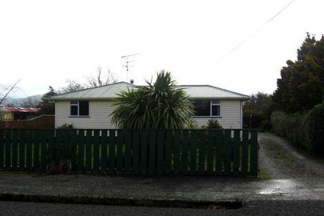 Photo of property in 44 Wyndham Street, Carterton, 5713