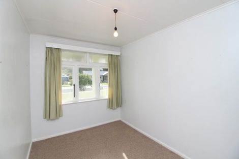 Photo of property in 18 Goldfinch Street, Taihape, 4720
