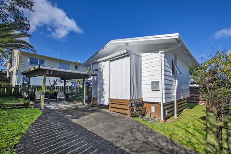 Photo of property in 61b Ross Street, Onerahi, Whangarei, 0110