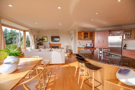 Photo of property in 180 Puketitiri Road, Poraiti, Napier, 4182