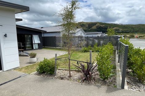 Photo of property in 42 Karearea Avenue, Kenepuru, Porirua, 5022