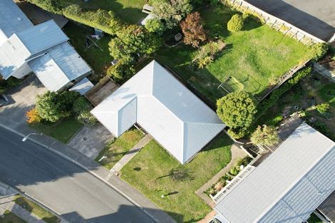 Photo of property in 3 Cleat Street, Whitby, Porirua, 5024