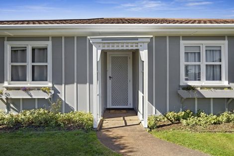 Photo of property in 10 Tukapa Street, Westown, New Plymouth, 4310