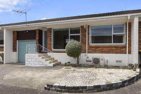 Photo of property in 3/23 Grande Vue Road, Hillpark, Auckland, 2102