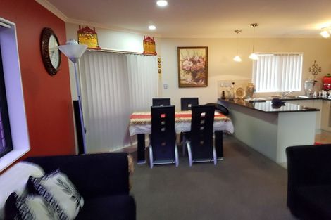 Photo of property in 32 Capital Place, Papatoetoe, Auckland, 2025
