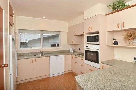 Photo of property in 9 Takahe Street, Tikipunga, Whangarei, 0112