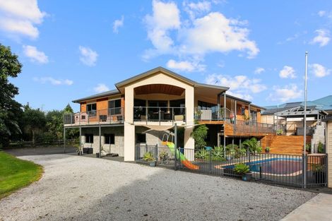 Photo of property in 18 Parkview Place, Riverdale, Gisborne, 4010