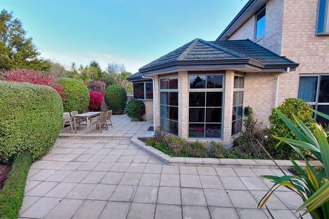 Photo of property in 27 Stableford Green, Burnside, Christchurch, 8053