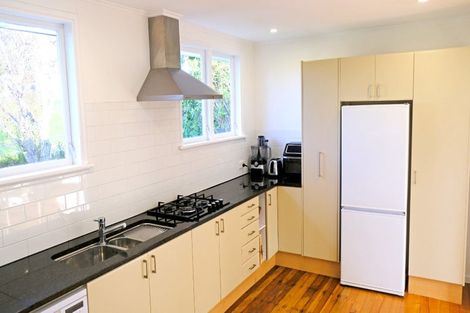 Photo of property in 7 Farringdon Street, Glen Innes, Auckland, 1072