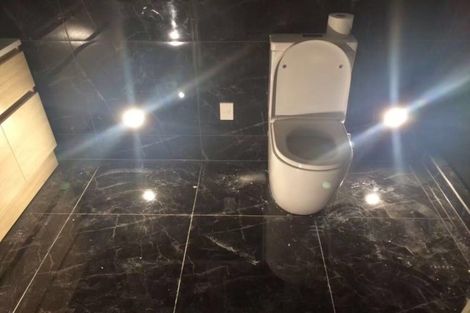 Photo of property in 84 Glamorgan Drive, Torbay, Auckland, 0630