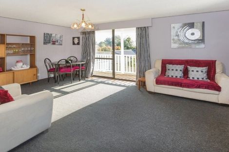 Photo of property in 1/103 Bradbury Road, Botany Downs, Auckland, 2010