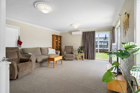 Photo of property in 213 Thornton Road, Cambridge, 3434