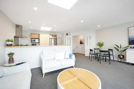 Photo of property in 4/148 Evans Bay Parade, Roseneath, Wellington, 6021