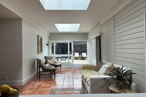 Photo of property in 15 Parkvale Road, Otumoetai, Tauranga, 3110