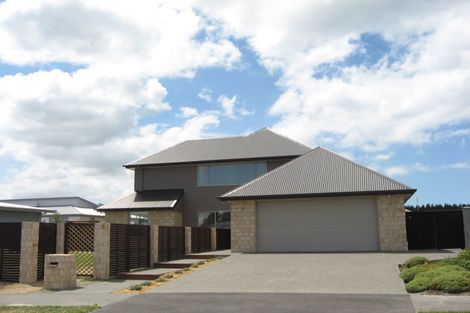 Photo of property in 1a Corsican Grove, Parklands, Christchurch, 8083