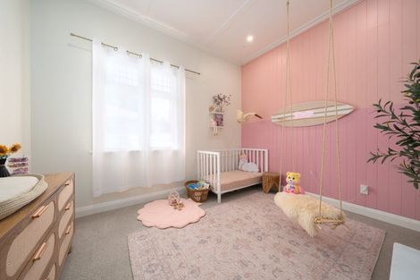 Photo of property in 25 Black Beech Street, Birchville, Upper Hutt, 5018