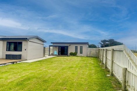 Photo of property in 71 Stafford Street, Orepuki, Riverton, 9881