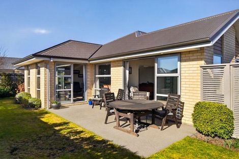 Photo of property in 42 Brockelbank Drive, Kaiapoi, 7630