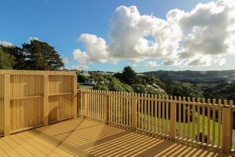 Photo of property in 9/6 Bushland Grove, Paparangi, Wellington, 6037
