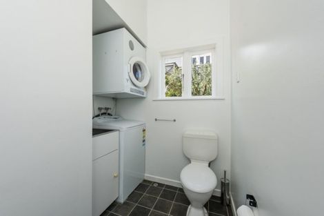 Photo of property in 2 Earls Terrace, Mount Victoria, Wellington, 6011