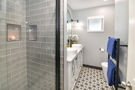 Photo of property in 6 Blue Heron Rise, Stanmore Bay, Whangaparaoa, 0932