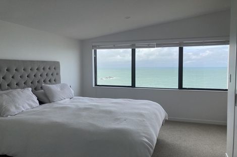 Photo of property in 4/52 High Street, Island Bay, Wellington, 6023