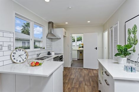 Photo of property in 154 Metcalfe Road, Ranui, Auckland, 0612