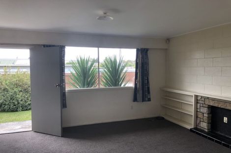 Photo of property in 2/76 Tawa Street, Melville, Hamilton, 3206