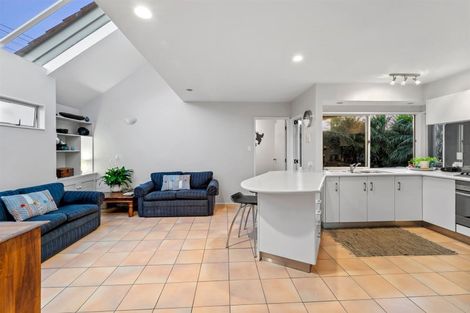 Photo of property in 1/8 Fenwick Avenue, Milford, Auckland, 0620