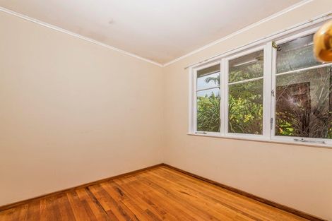 Photo of property in 16 Maple Street, Avondale, Auckland, 1026
