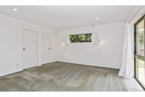 Photo of property in 9 Len Garlick Place, Pahurehure, Papakura, 2113
