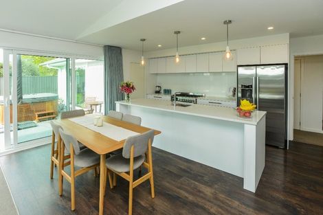 Photo of property in 23 Whakatomo Place, Havelock North, 4130