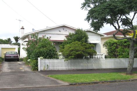 Photo of property in 43 Calgary Street, Mount Eden, Auckland, 1041
