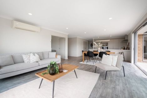 Photo of property in 6 Crater Close, Pyes Pa, Tauranga, 3112