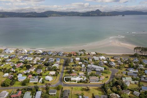 Photo of property in 37a Hardy Place, Cooks Beach, Whitianga, 3591