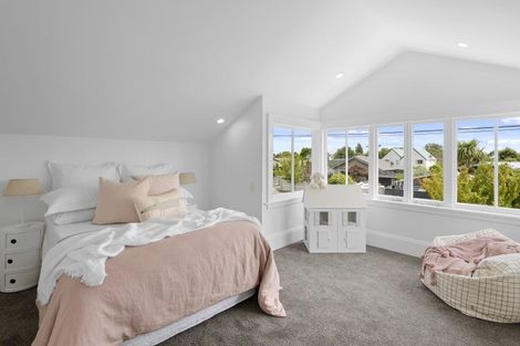 Photo of property in 144 Weston Road, St Albans, Christchurch, 8052