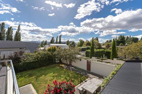 Photo of property in 11 Morrows Mead, Wanaka, 9305
