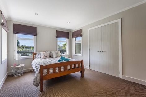 Photo of property in 356 Riccarton Road West, Mosgiel, 9092