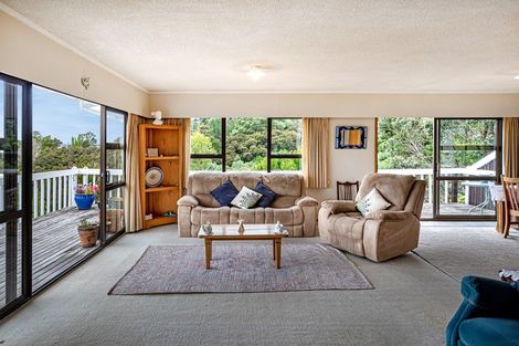 Photo of property in 24 Puketiro Place, Paihia, 0200