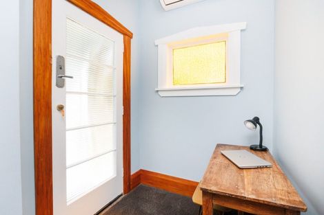 Photo of property in 28 Thames Street, Rongotea, 4476